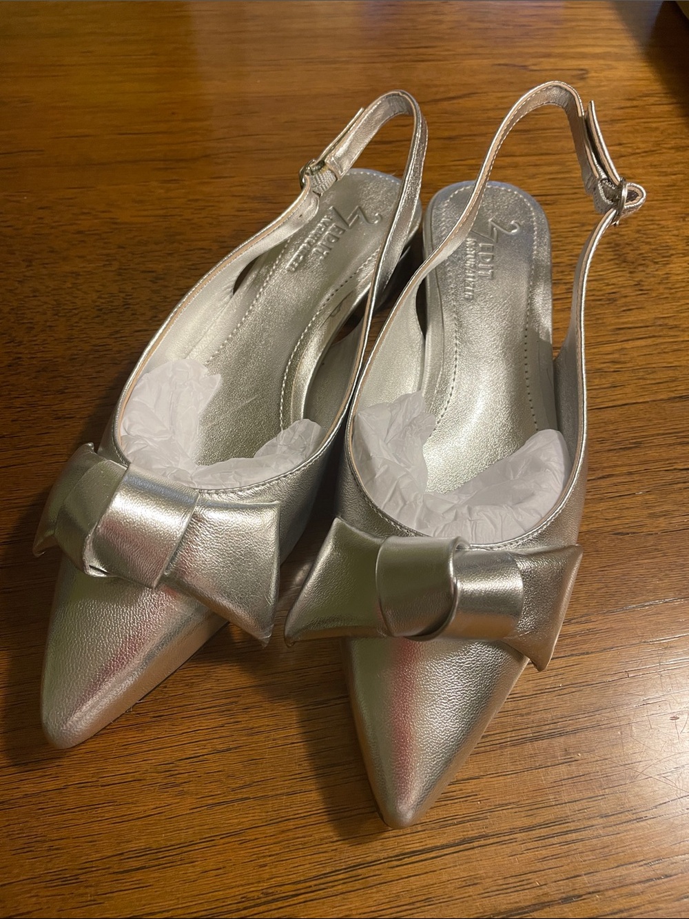 Naturalizer Silver Pointed-Toe Slingback Mules with Bow Accent 27 edit - Picture 2 of 5